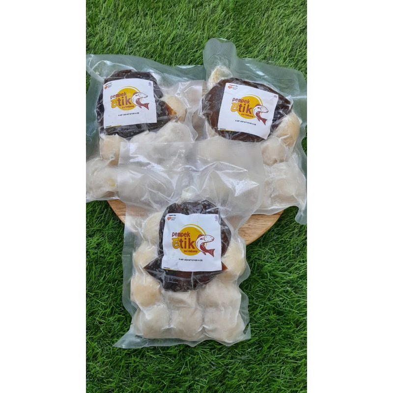 

mpek mpek bola bola etik