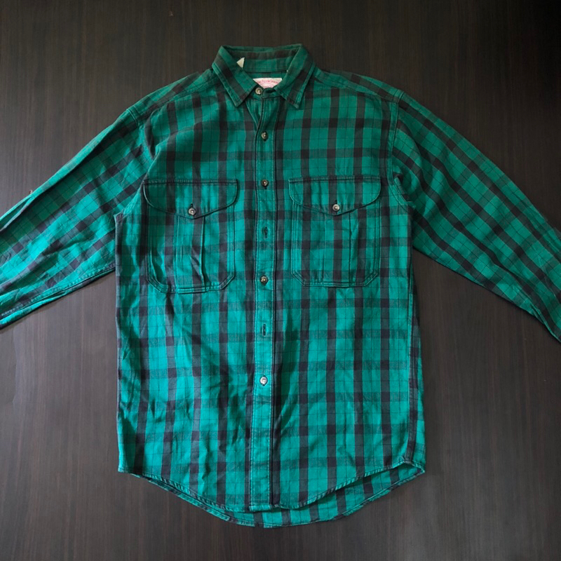 Kemeja flannel filson