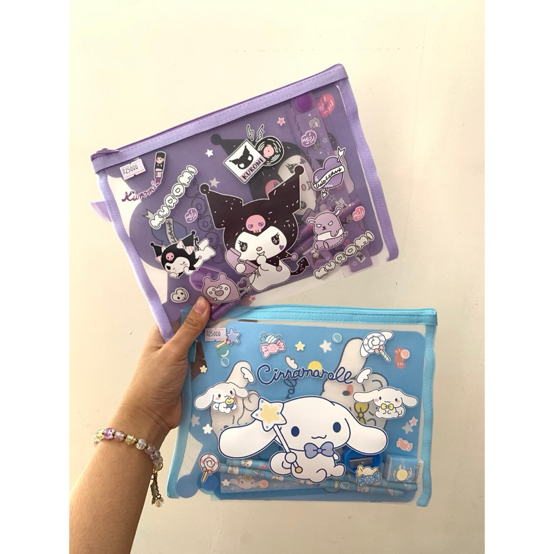 

1 Set ATK + Pouch Sanrio