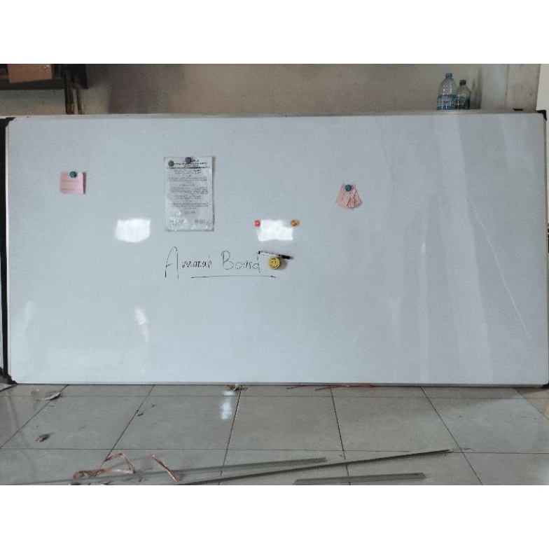 

Papan tulis Whiteboard magnetik bahan HPLformika tebal 12mm ukuran 122 x 244 f C6X4