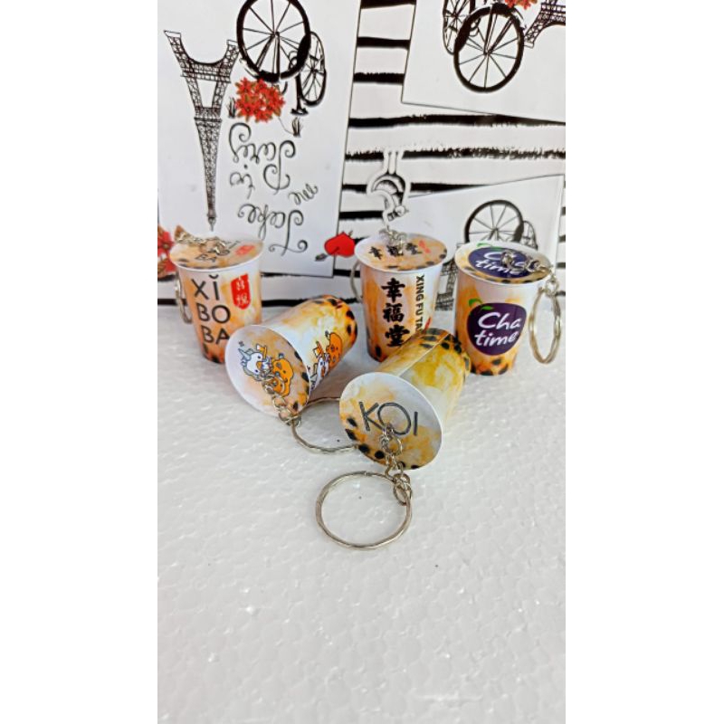 100 pcs Gantungan kunci dan magnet miniatur BOBA
