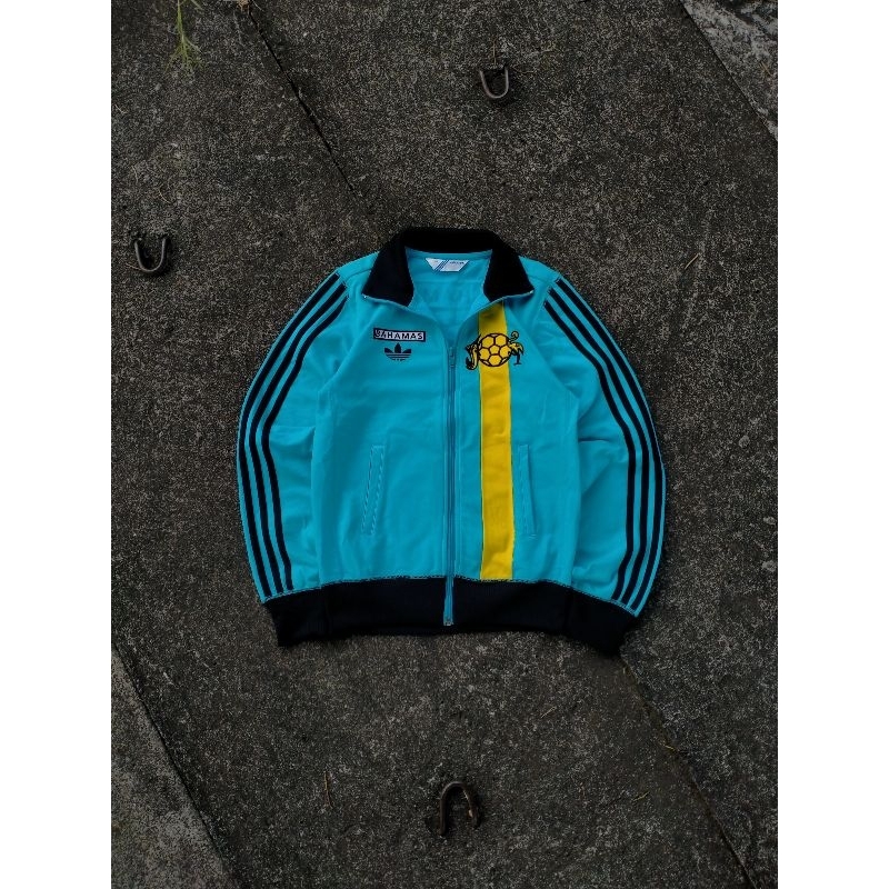 tracktop adidas bahamas women series