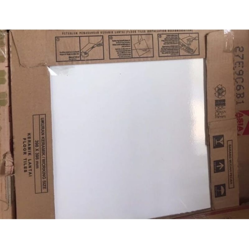 Keramik Lantai 30x30 Putih Polos Kw3