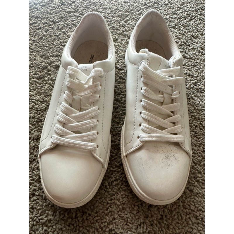 Sepatu H&M Putih
