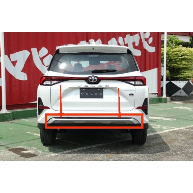 Cover Spoiler Moulding Bemper Belakang Avanza Veloz 2022 Original Toyota
