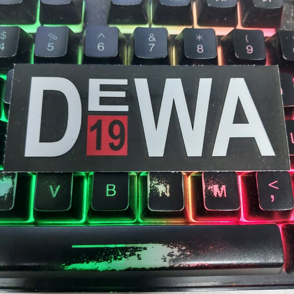 

Stiker Band DEWA 19 - STICKER MOTOR / HELM / LAPTOP / HP / Aestethic