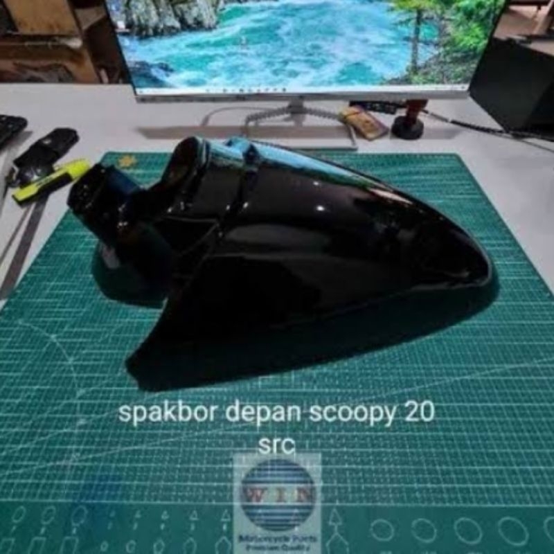 Front fender slebor depan Scoopy 2020 merk WIN
