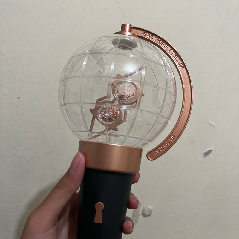 ls ateez ver 1 (booked)