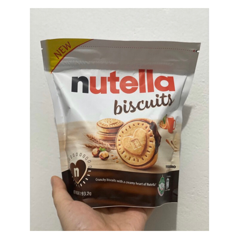 

NUTELLA BISCUITS COKLAT COKELAT CHOCOLATE NUTELLA BISKUIT BISCUIT BISCUITS CRUNCHY BISCUITS WITH A CREAMY HEART OF NUTELLA SNACK MAKANAN MINUMAN IMPOR IMPORT MALAYSIA TERENAK BEST SELLER