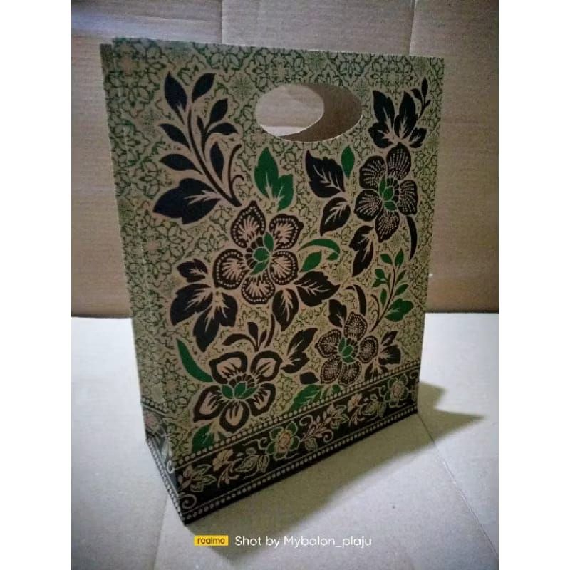 

peper bag craf,ukuran A (harga per 1 pack isi 10 pcs)