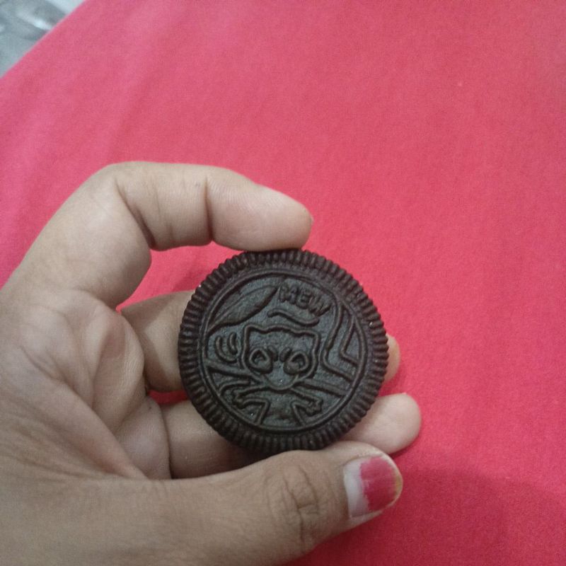 

oreo mew pokemon baru mulus