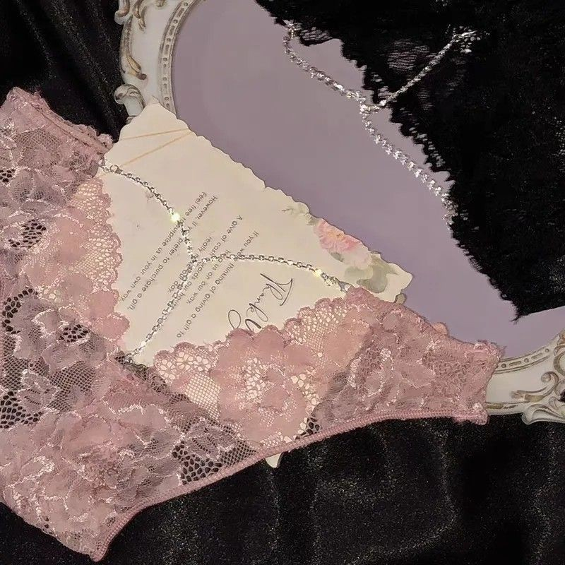 Celana Dalam Renda Wanita, Celana Dalam Renda Wanita Dewasa Bertali Rantai