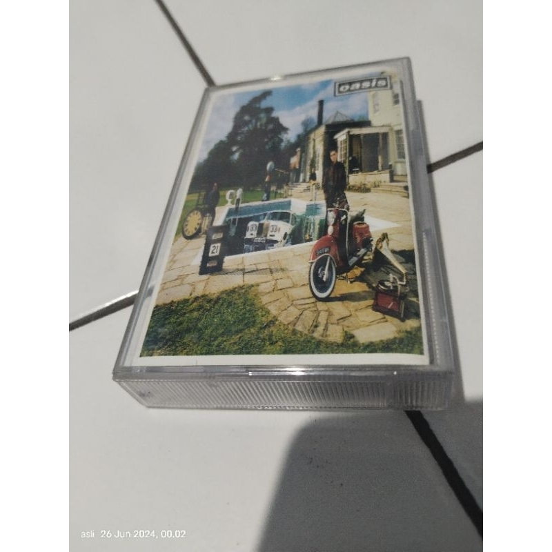 kaset pita oasis / be here now