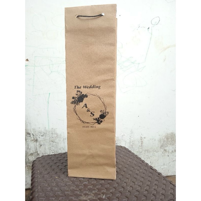 

(Paket 12 pcs)Paperbag custom nama ukuran 10x10x30 |Tas Kado | Tas Souvenir