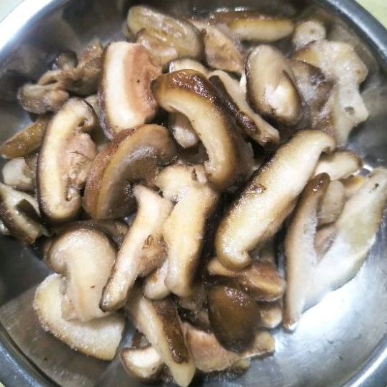 

jamur shitake segar frozen fresh mushroom 200g