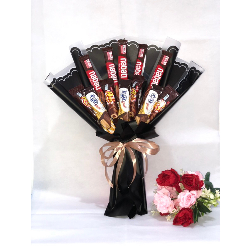 

BUKET SNACK SEDANG KERTAS HITAM