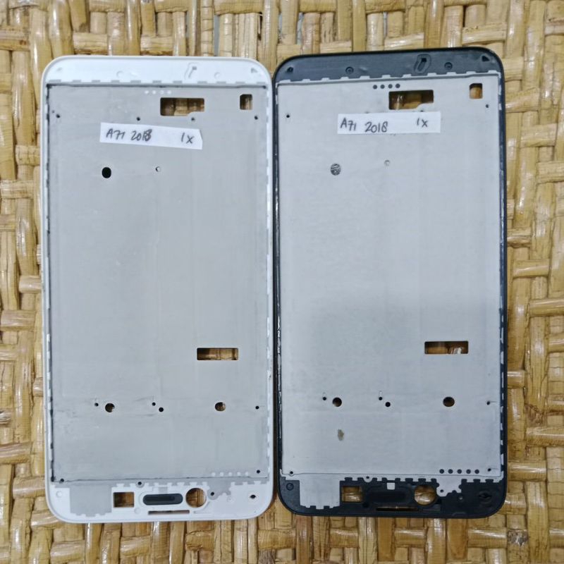 FRAME/DUDUKAN LCD OPPO A71 2018