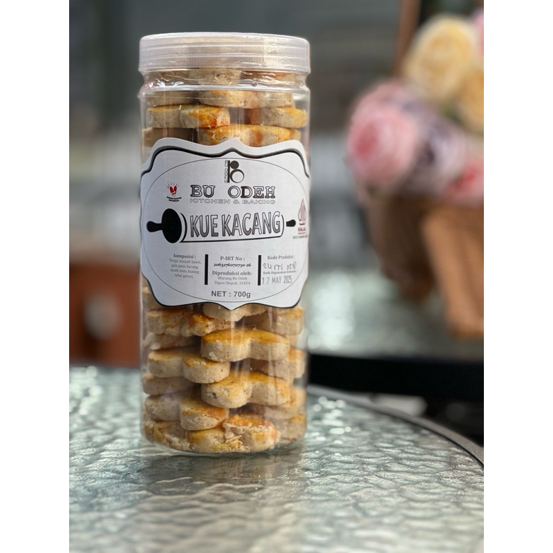 

Kue kacang bu Odeh 1300ml, nett 700g enak toples 1300ml homemade Kacang Renyah Kacang Gurih