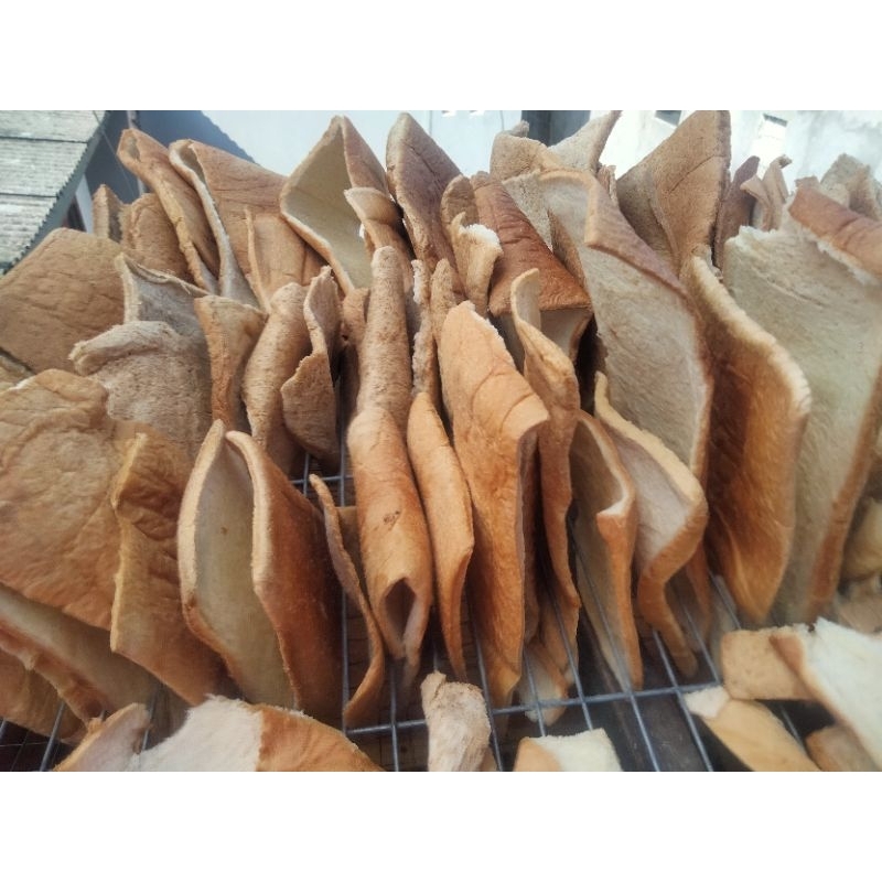 

Kulit Roti Tawar / Pinggiran Roti pakan ternak ayam bebek ikan / 1kg