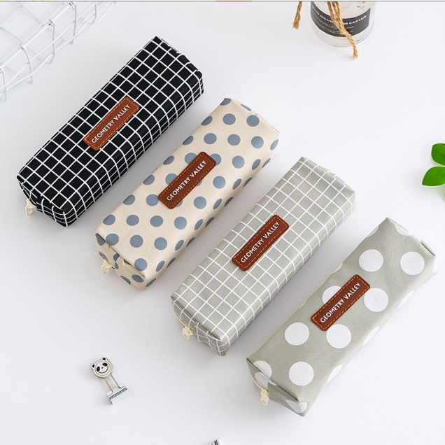 

NEW PROMO GEOMETRY korean simple Stationery Bag Pencil Case Tempat Pensil motif geometry simple kekinian