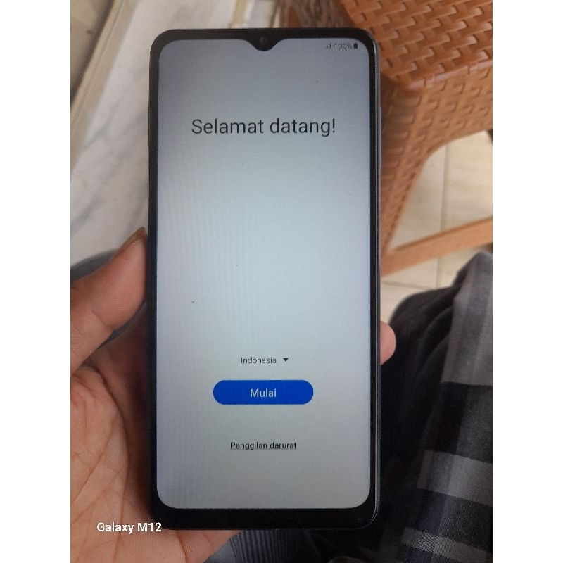 samsung a12 minus akun google yang lain nya aman