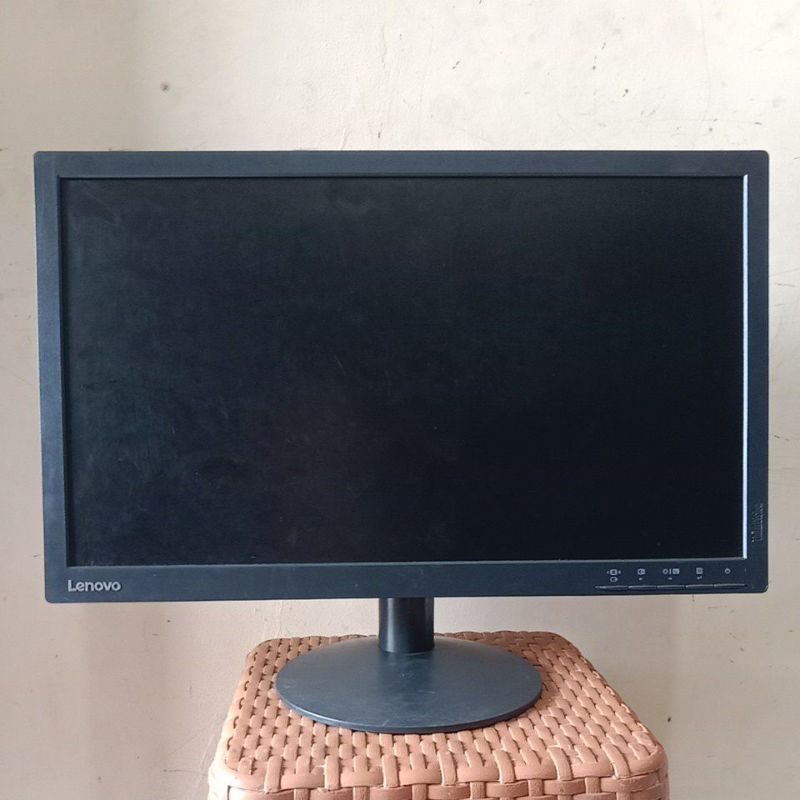 ready monitor lenovo 22 inch LED