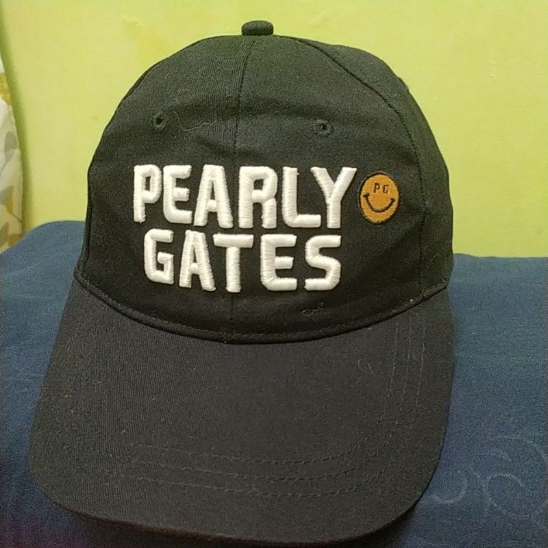 Topi Pearly Gates