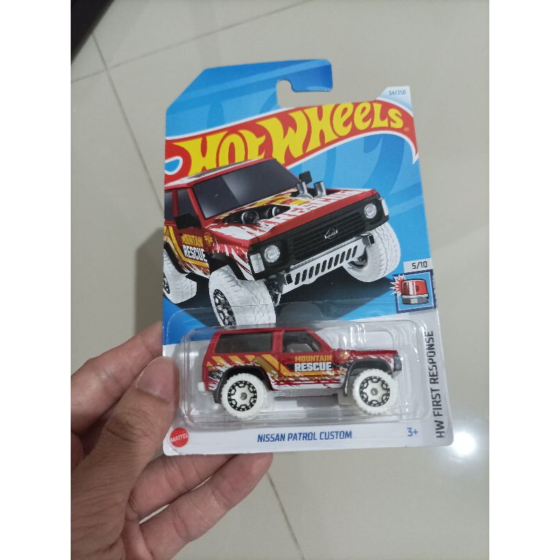 Hotwheels Nissan Patrol Custom