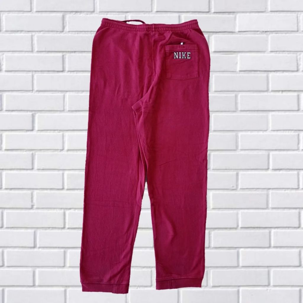 CELANA VINTAGE NIKE SIZE 30-35 (SECOND BRANDED) LP0016