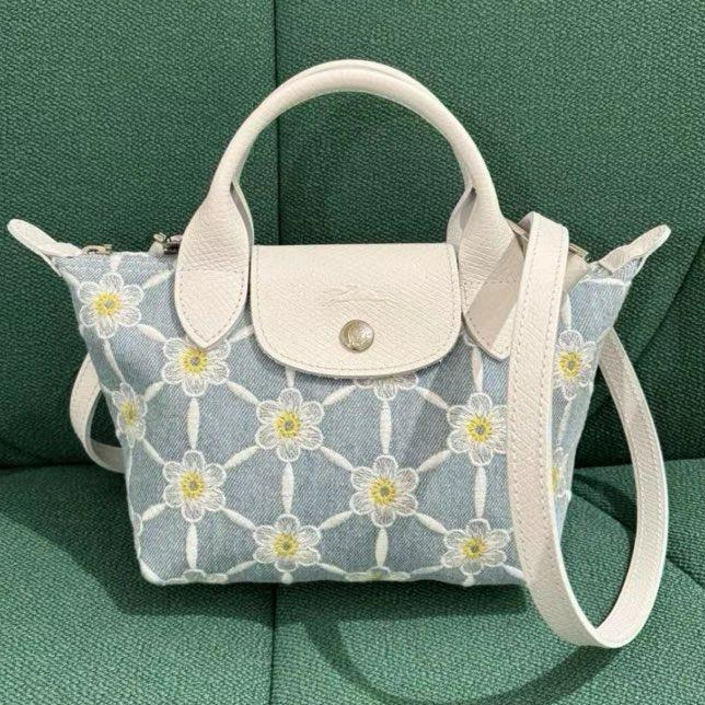 Tas Wanita Selempang Kecil Mini  Pliage Collection XS Handbag Daisy Sky Blue Canvas Biru muda SIZE :
