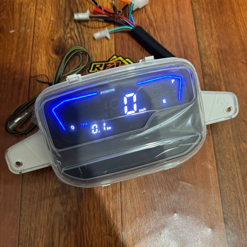 SPEDOMETER DIGITAL FIZR