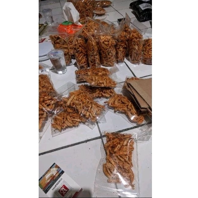 

(10k 5 picis) Basreng pedas daun jeruk / basreng original daun jeruk / basreng stik / basreng renyah / basreng kiloan / baso goreng / varian 1 kg / 500 gram / 250 gram / 100 gram / 50 gram / makanan pedas / cemilan pedas / makanan viral