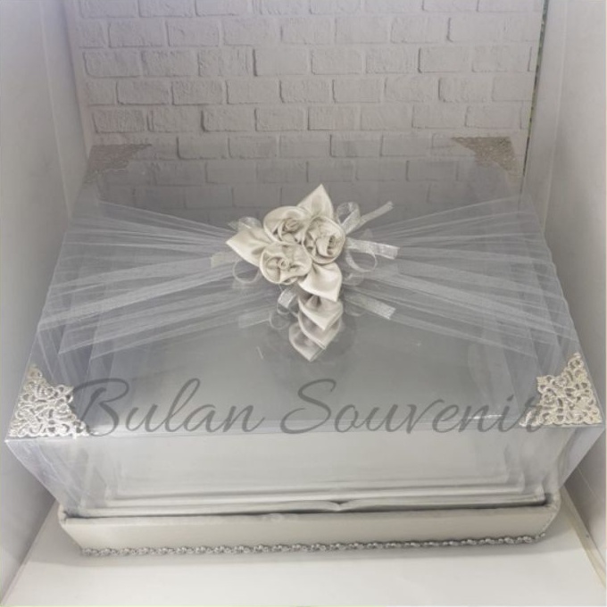 

Tawaran Box Kotak Seserahan Lamaran Mika Pita Tile 1 Set Isi 4 Box
