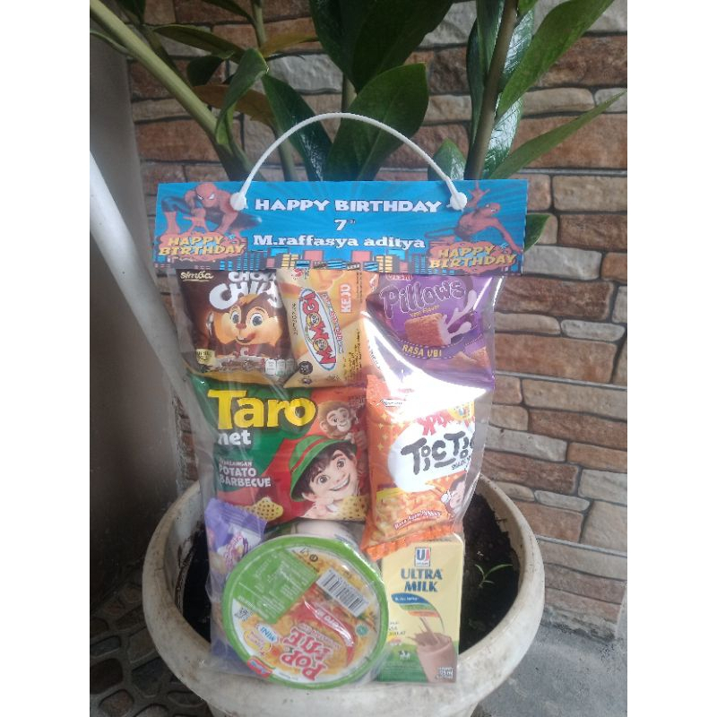 

Paket Snack Ulang Tahun Anak / Souvenir Ultah / Paket Snack Berbagi