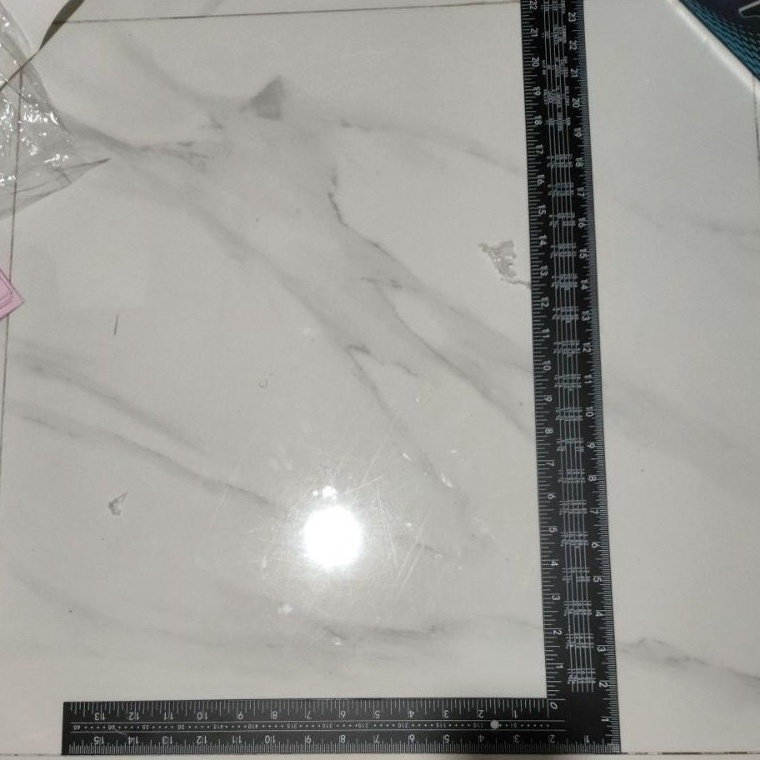 

KODE J1D5 penggaris siku tukang 4x6cm