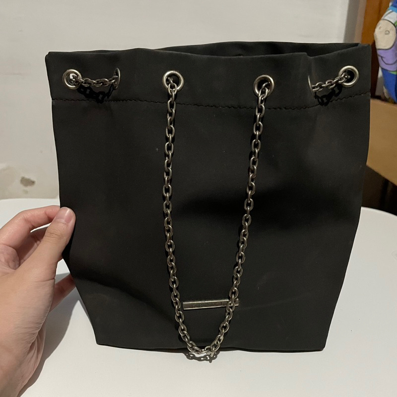 [PRELOVED] Tas Rantai / Serut Warna Hitam Premium