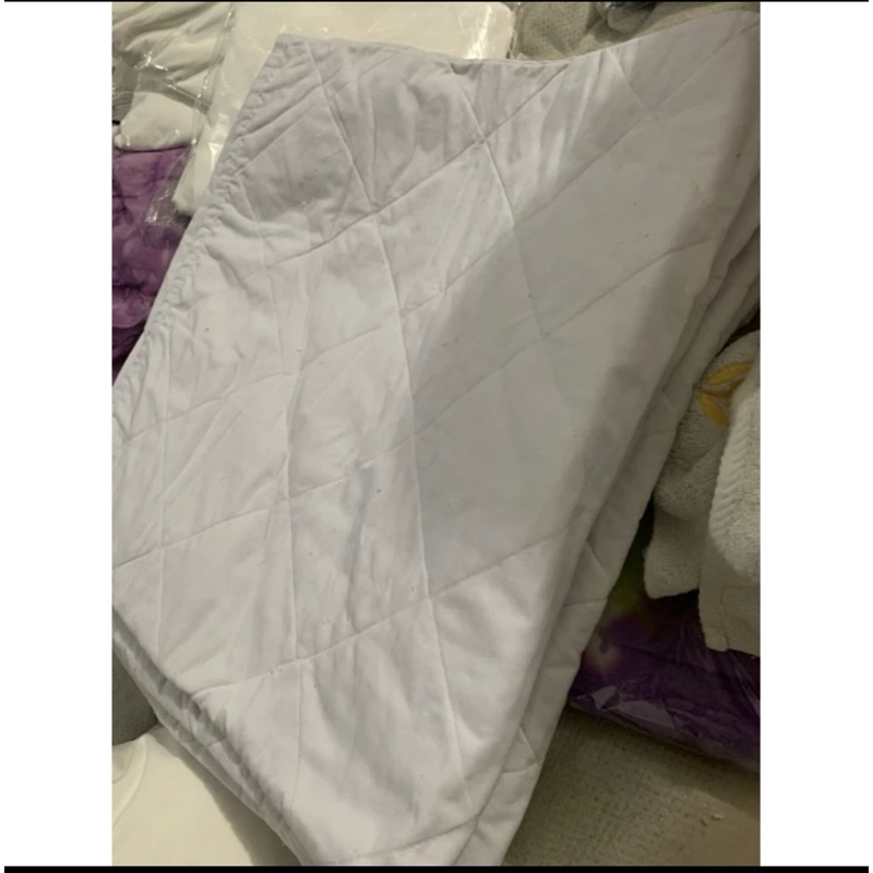 PILLOW PROTECTOR /pelindung bantal/pillow protector ex hotel