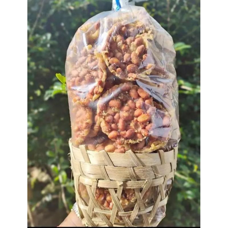 

peyek kacang tanah 500gr