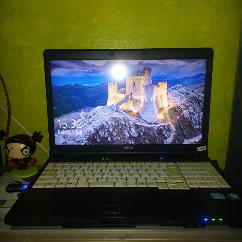 Laptop Fujitsu Lifebook A561/D