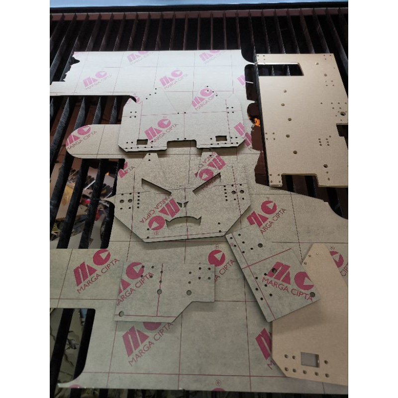 

Acrylic Akrilik Bening Custom Laser Cutting Clear Transparan Lembaran