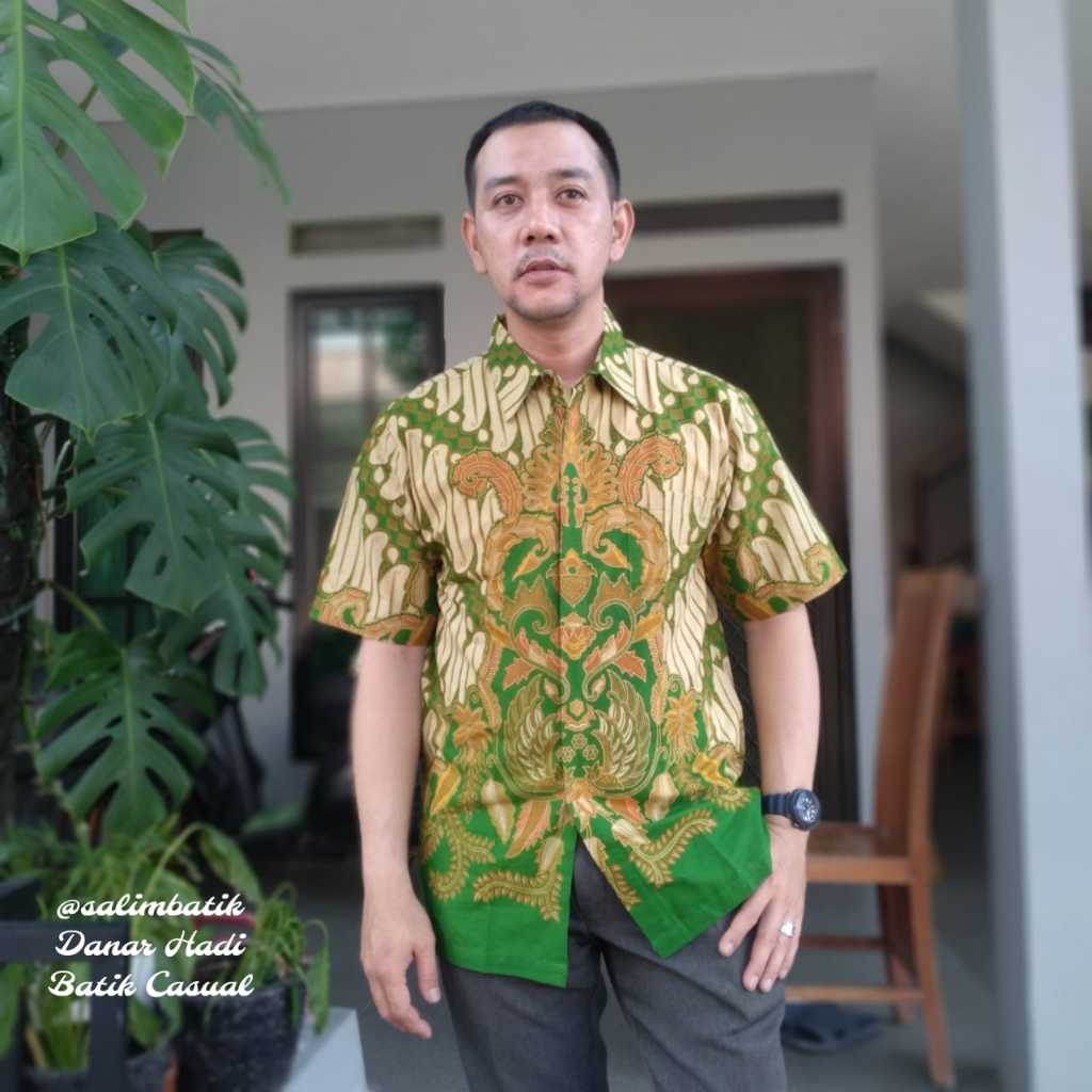 Baju Hem Batik Pria Danar Hadi Solo