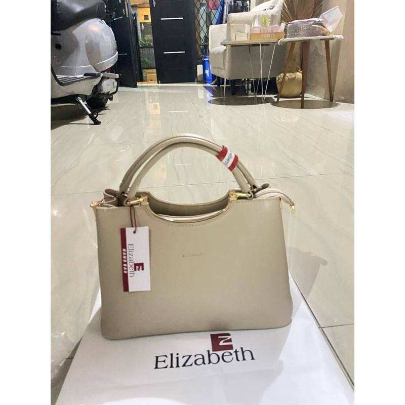 Elizabeth Hand Bag