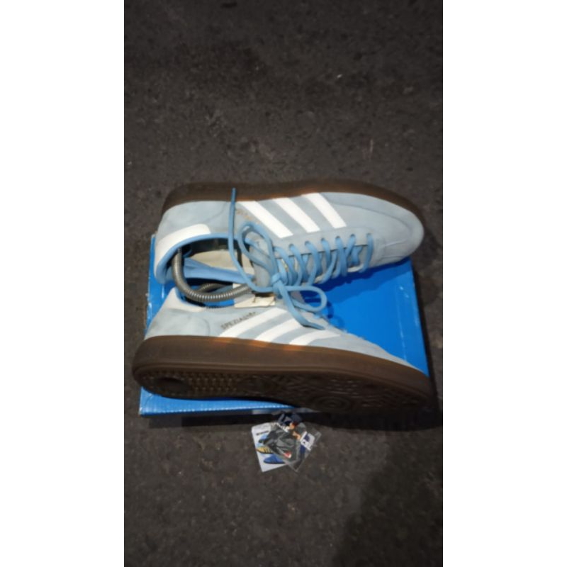 Adidas spezial ice blue