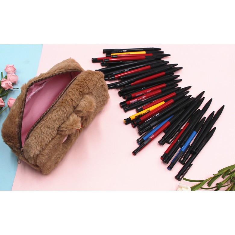 

Tempat pensil bulu soft cute/ Tas pensil kosmetik/ Pouch makeup kecil Beruang lucu