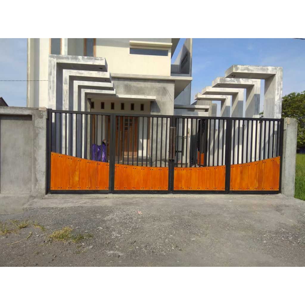 Pagar conwood minimalis custom