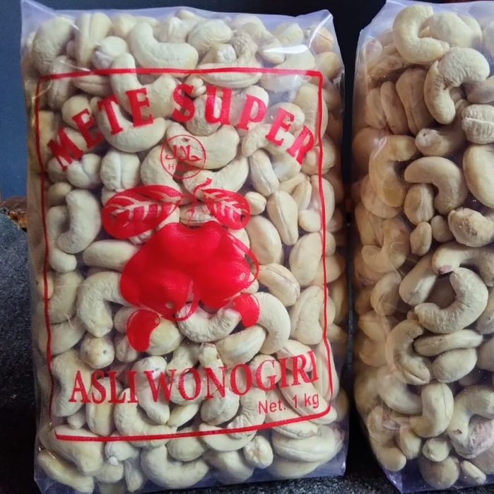 

Kacang mede mentah kualitas super