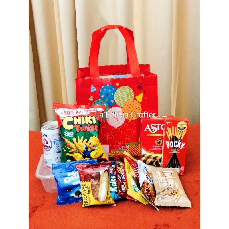 

La Felicia Goodie Bag Karakter Ulang Tahun Anak /Happy Birthday/Tas Hampers