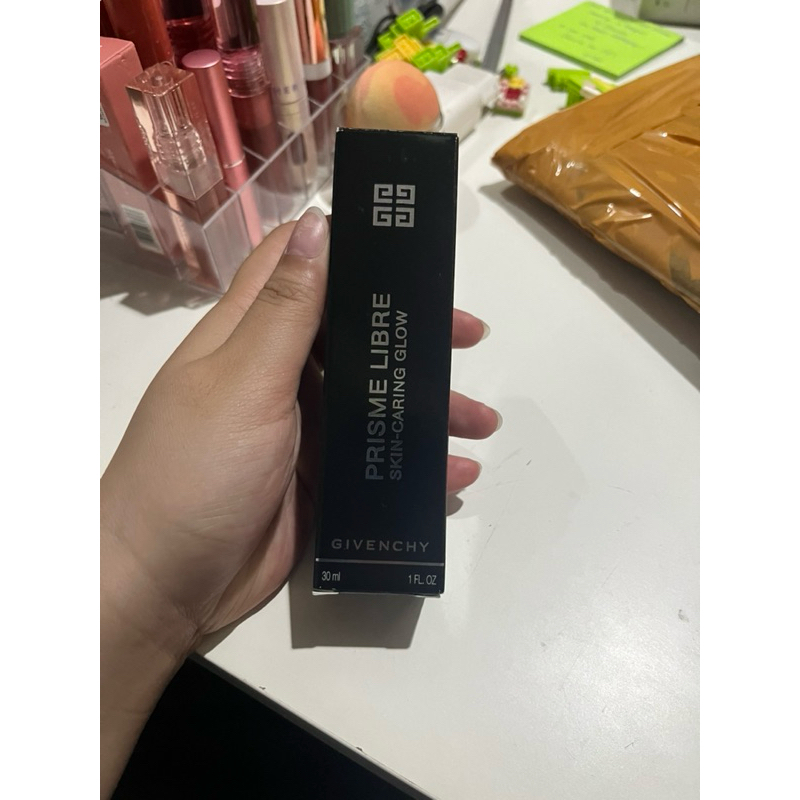 preloved givenchy prisme libre skin-caring glow foundation shade 1-w100