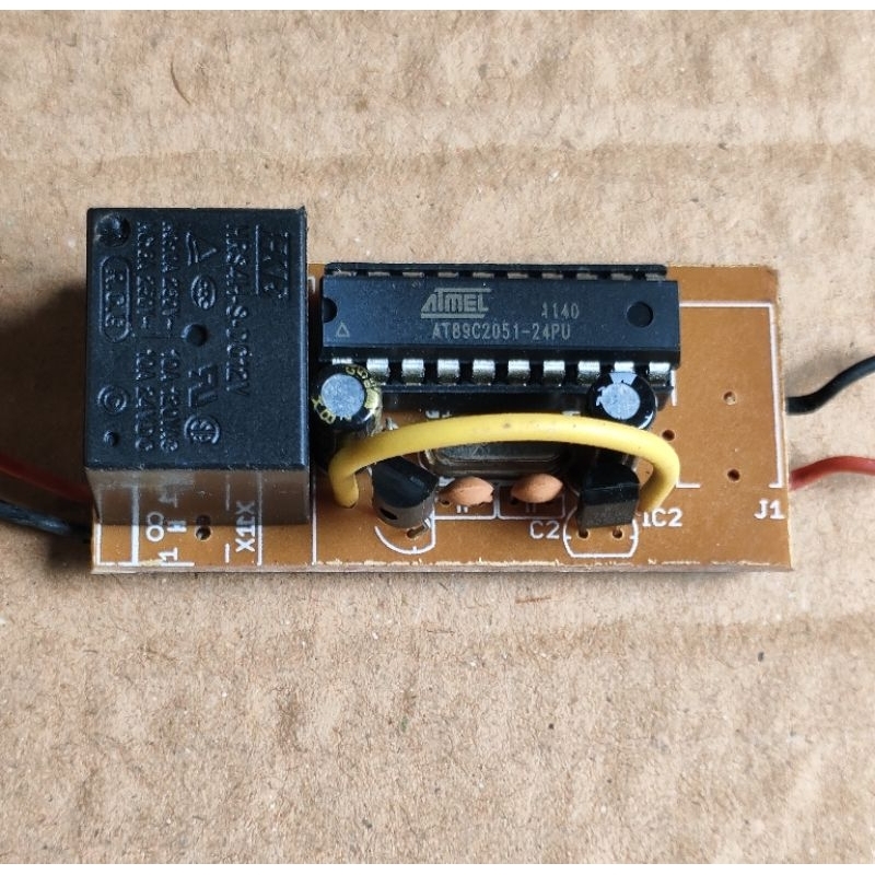IC AT89C2051-24PU+PCB