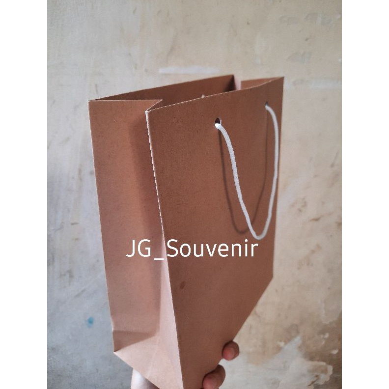 

PERFECT PAPER BAG COKLAT TAS COKLAT KRAFT COKLAT POLOS ISI 12 UKURAN 2X25x8 MURAH